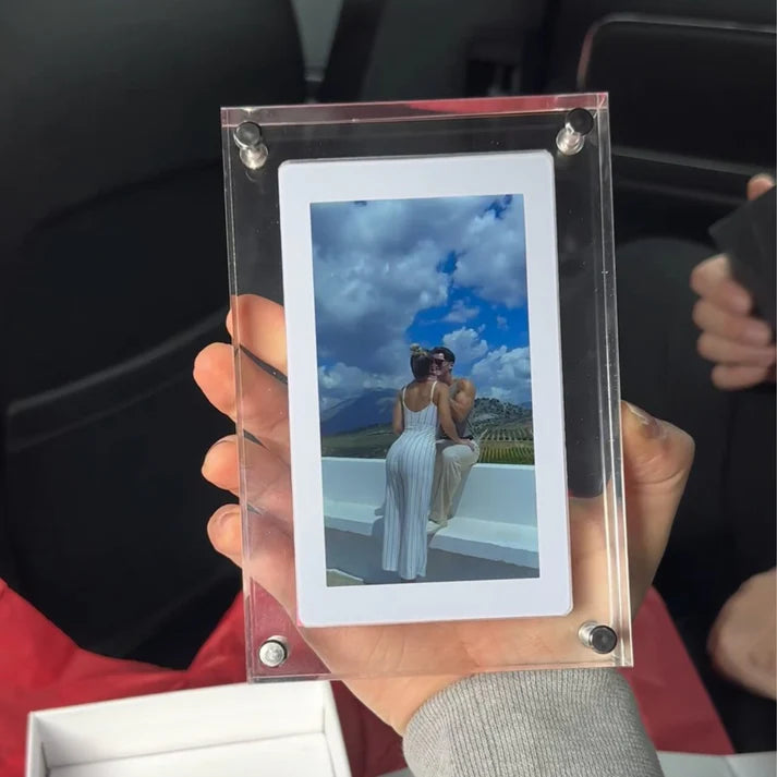 <strong>720×1280 HD Acrylic Frame Key Features</strong>
